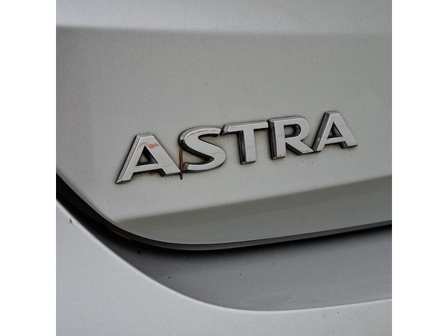 Personenauto, opel, astra - afbeelding 38 van  46