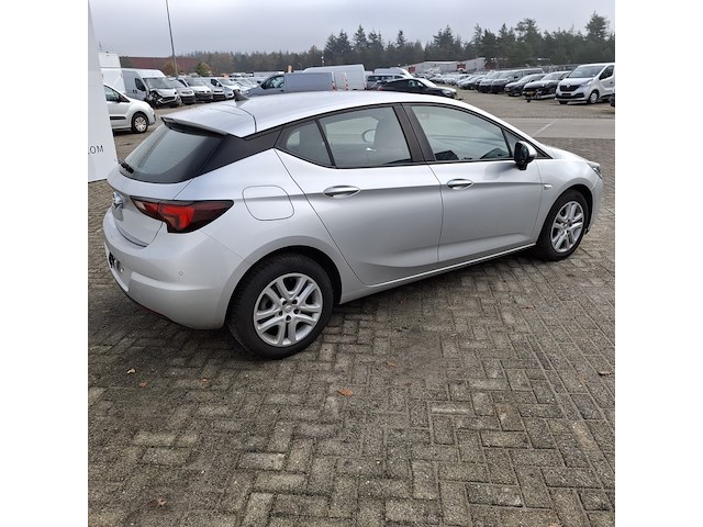 Personenauto, opel, astra - afbeelding 42 van  46