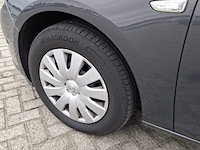 Personenauto, opel, astra - afbeelding 2 van  49