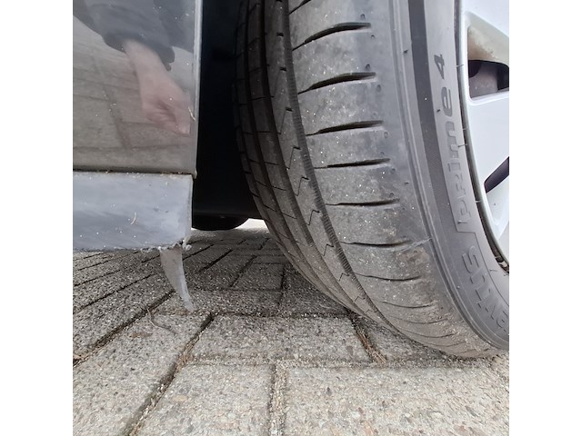 Personenauto, opel, astra - afbeelding 4 van  49