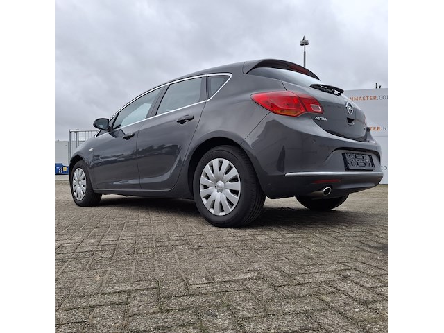 Personenauto, opel, astra - afbeelding 10 van  49