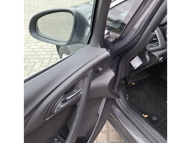 Personenauto, opel, astra - afbeelding 18 van  49