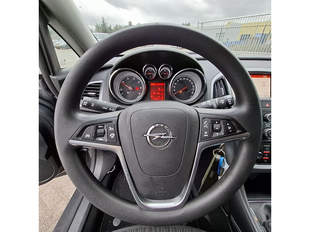 Personenauto, opel, astra - afbeelding 21 van  49