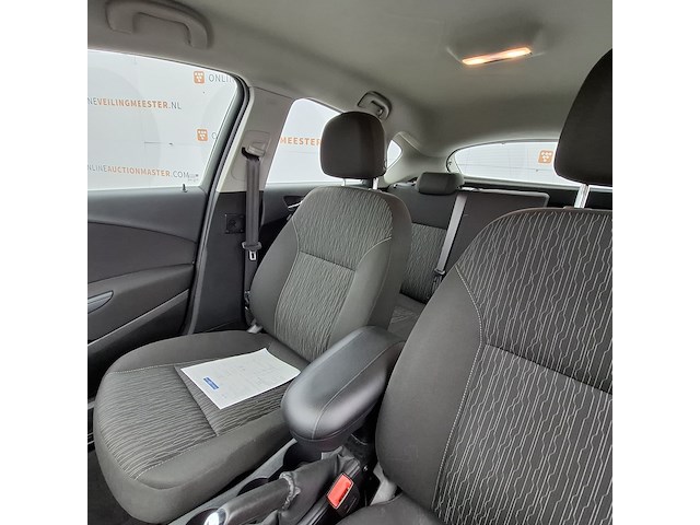 Personenauto, opel, astra - afbeelding 29 van  49