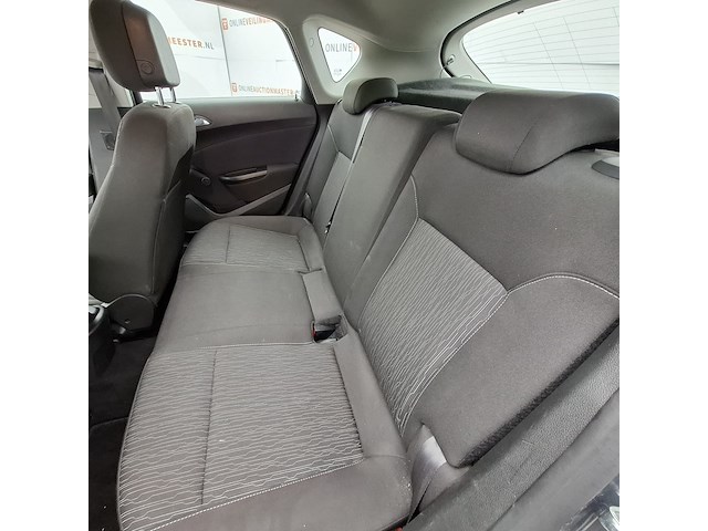 Personenauto, opel, astra - afbeelding 30 van  49