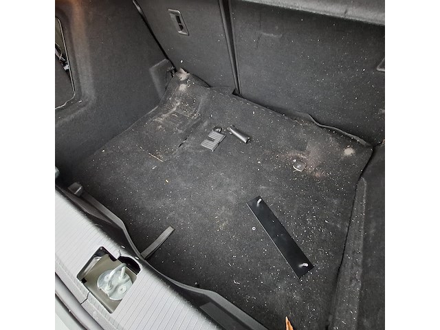 Personenauto, opel, astra - afbeelding 32 van  49