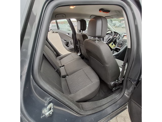 Personenauto, opel, astra - afbeelding 33 van  49
