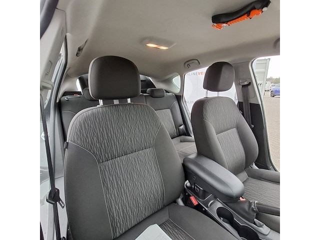 Personenauto, opel, astra - afbeelding 38 van  49