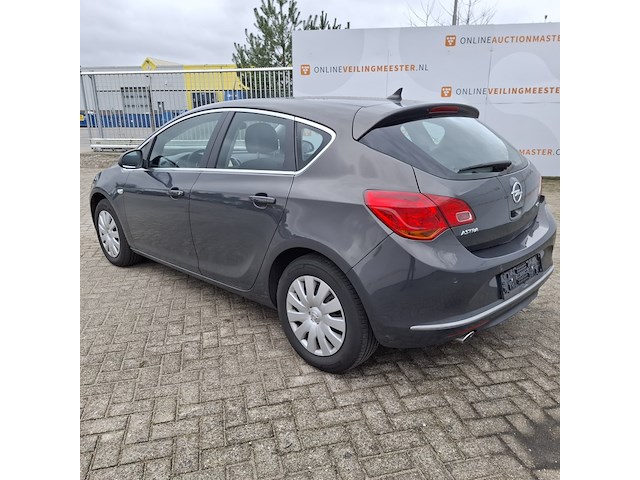 Personenauto, opel, astra - afbeelding 48 van  49