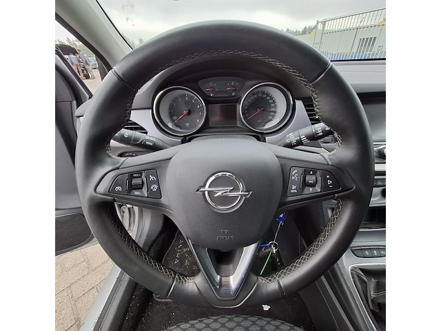 Personenauto, opel, astra - afbeelding 19 van  43