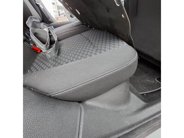 Personenauto, opel, astra - afbeelding 29 van  43