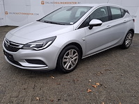Personenauto, opel, astra - afbeelding 15 van  47