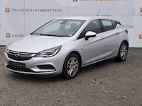 Personenauto, opel, astra - afbeelding 1 van  47