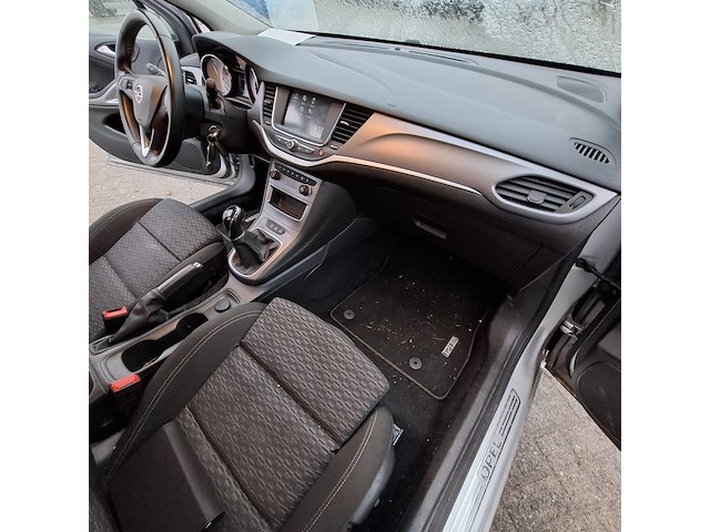 Personenauto, opel, astra - afbeelding 40 van  47