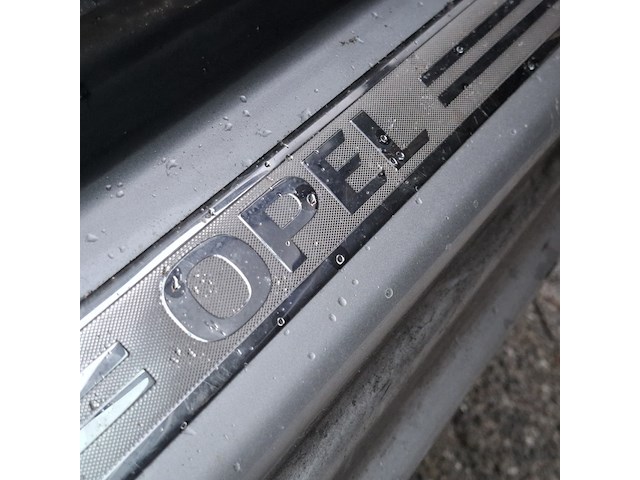 Personenauto, opel, astra - afbeelding 42 van  47