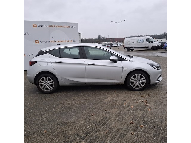 Personenauto, opel, astra - afbeelding 4 van  47