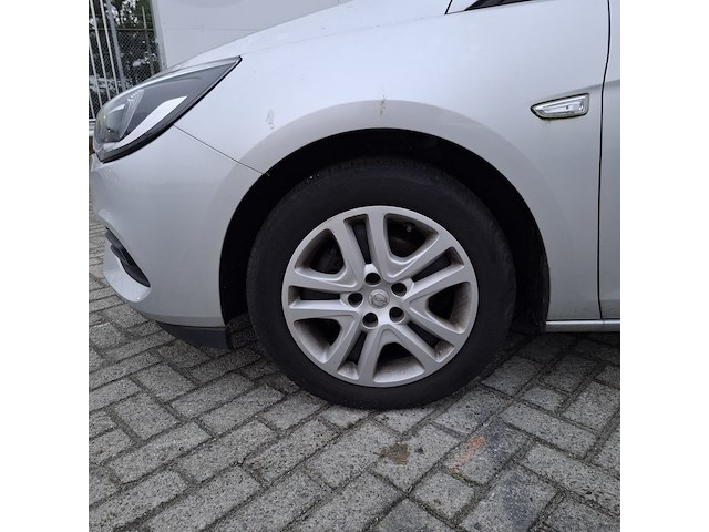 Personenauto, opel, astra - afbeelding 11 van  48