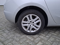 Personenauto, opel, astra - afbeelding 13 van  48