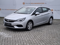 Personenauto, opel, astra - afbeelding 1 van  48