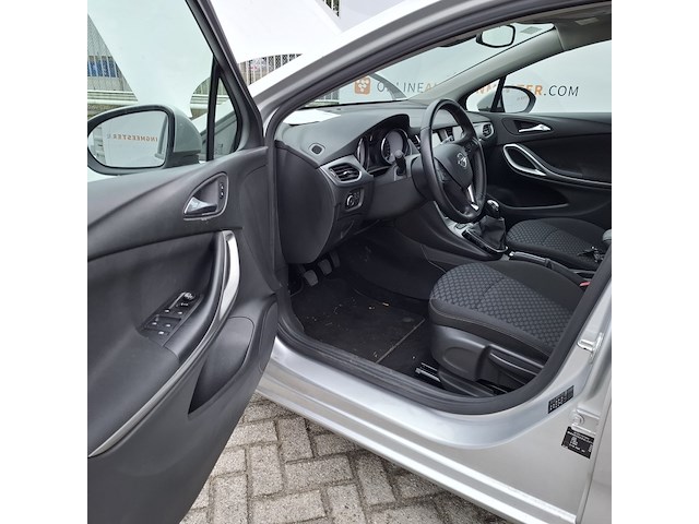 Personenauto, opel, astra - afbeelding 23 van  48
