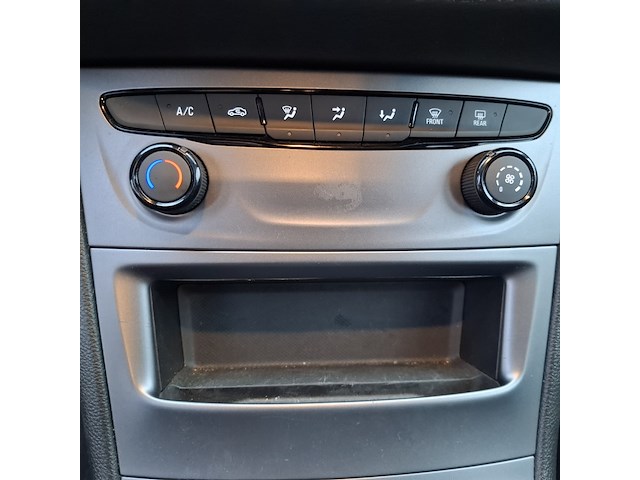 Personenauto, opel, astra - afbeelding 30 van  48