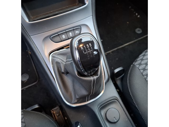 Personenauto, opel, astra - afbeelding 31 van  48