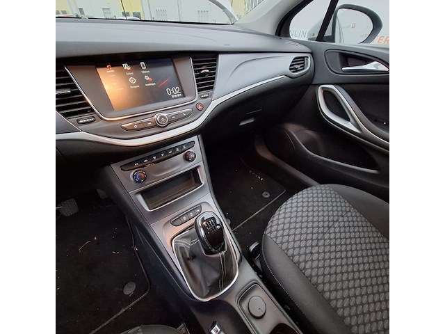 Personenauto, opel, astra - afbeelding 32 van  48