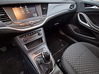 Personenauto, opel, astra - afbeelding 32 van  48