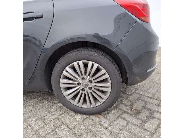 Personenauto, opel, astra - afbeelding 11 van  46
