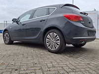 Personenauto, opel, astra - afbeelding 16 van  46