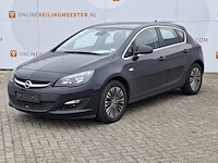 Personenauto, opel, astra - afbeelding 1 van  46