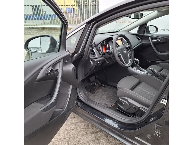 Personenauto, opel, astra - afbeelding 22 van  46