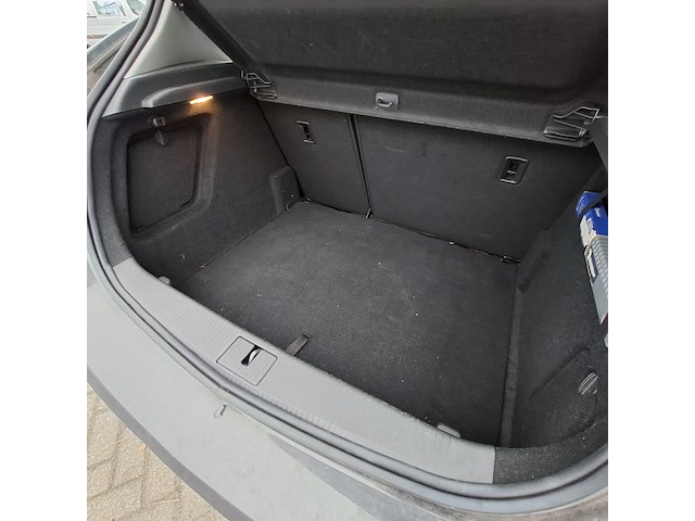 Personenauto, opel, astra - afbeelding 35 van  46