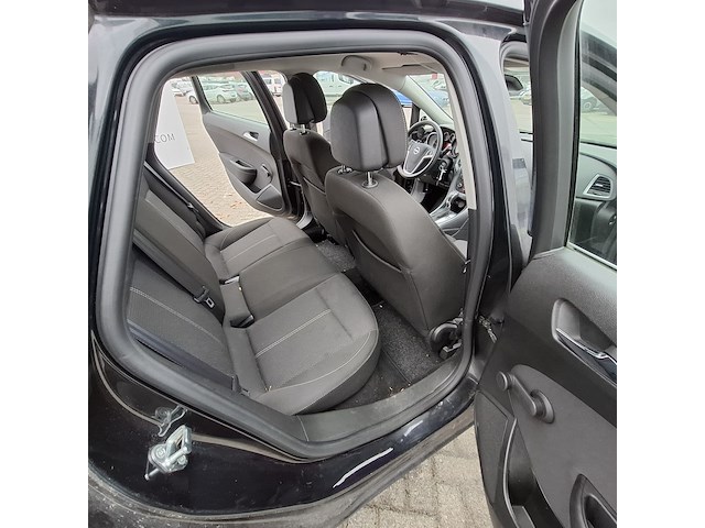 Personenauto, opel, astra - afbeelding 37 van  46