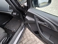 Personenauto, opel, astra - afbeelding 39 van  46