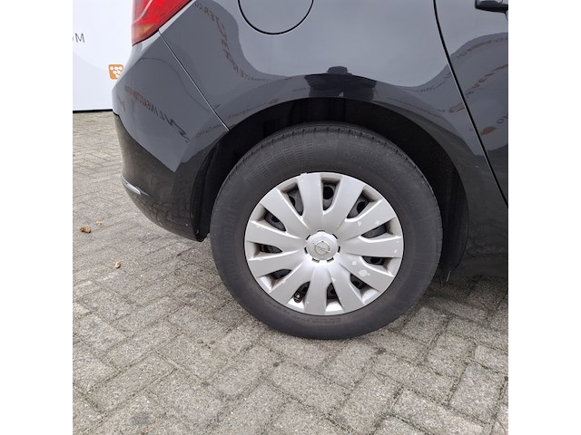 Personenauto, opel, astra - afbeelding 12 van  46