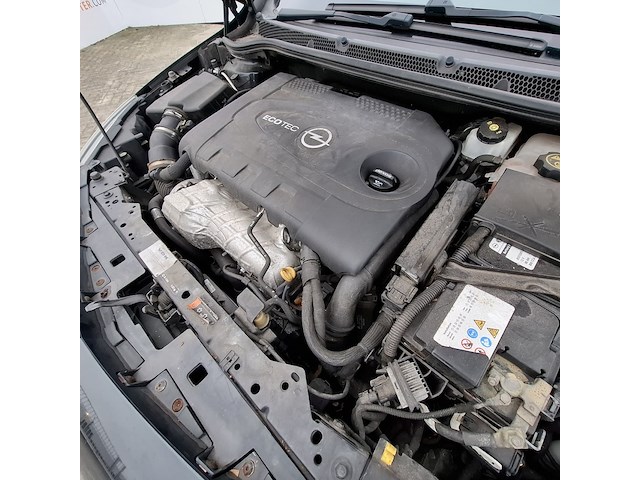 Personenauto, opel, astra - afbeelding 18 van  46