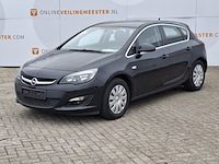 Personenauto, opel, astra - afbeelding 1 van  46
