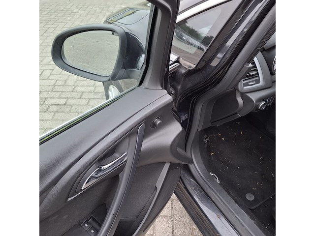 Personenauto, opel, astra - afbeelding 24 van  46