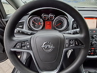 Personenauto, opel, astra - afbeelding 26 van  46