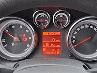 Personenauto, opel, astra - afbeelding 27 van  46