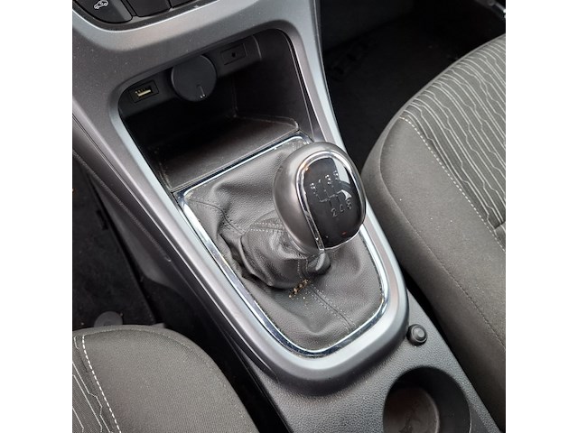 Personenauto, opel, astra - afbeelding 31 van  46