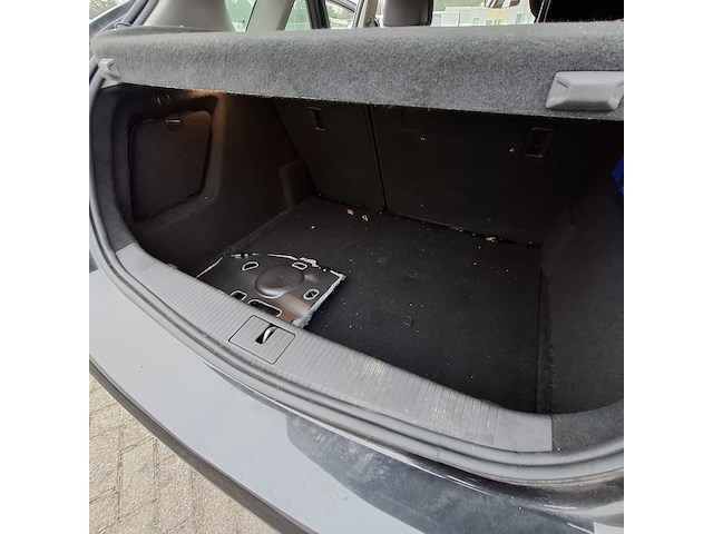 Personenauto, opel, astra - afbeelding 35 van  46