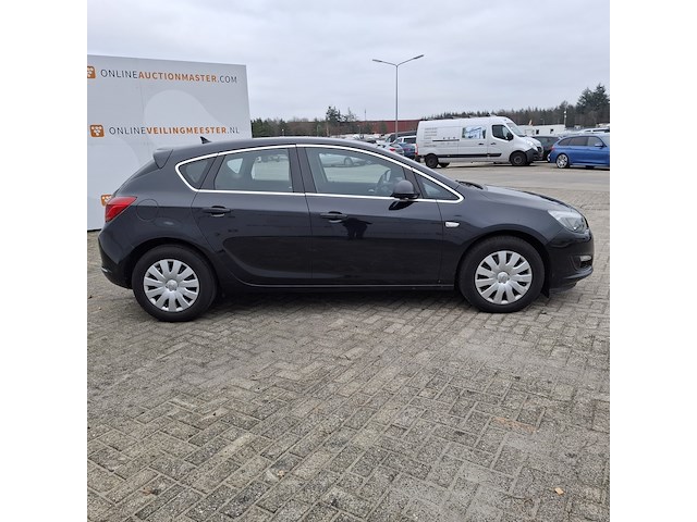 Personenauto, opel, astra - afbeelding 4 van  46