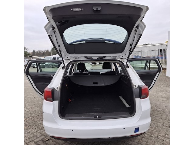 Personenauto, opel, astra - afbeelding 35 van  47