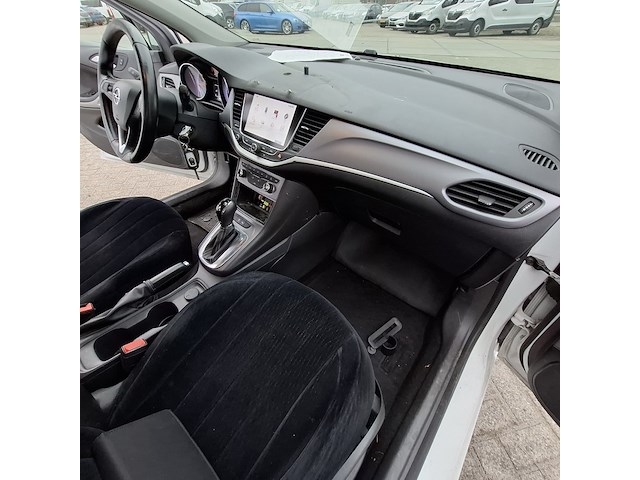 Personenauto, opel, astra - afbeelding 41 van  47