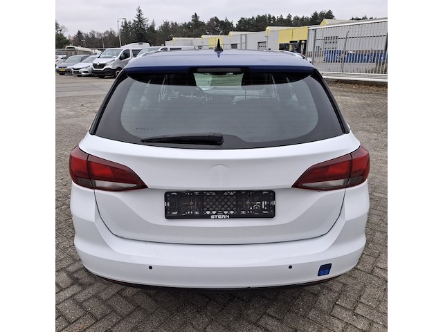 Personenauto, opel, astra - afbeelding 6 van  47