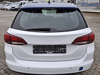 Personenauto, opel, astra - afbeelding 6 van  47