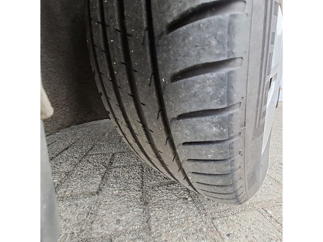 Personenauto, opel, astra - afbeelding 9 van  47