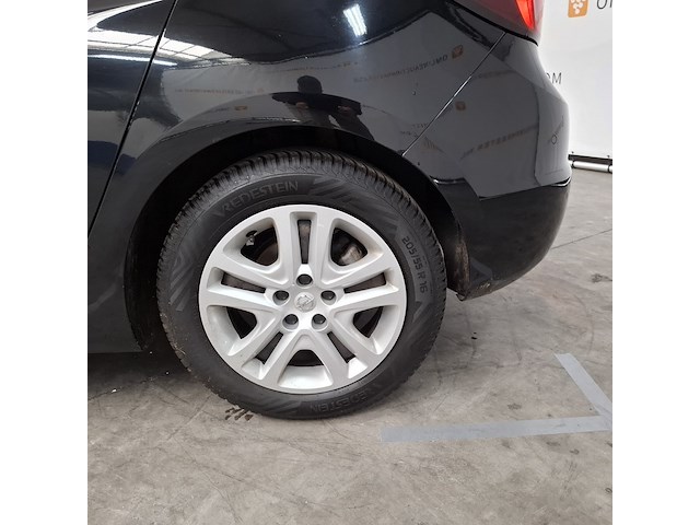 Personenauto, opel, astra - afbeelding 3 van  45